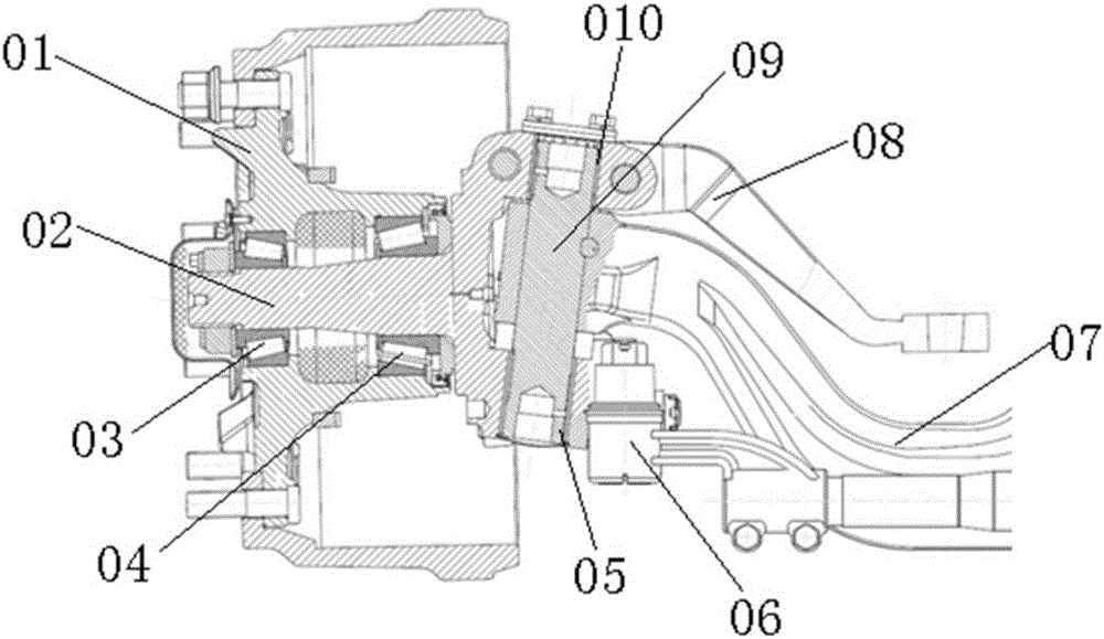 Roller pin bush and assembly-assisting structure