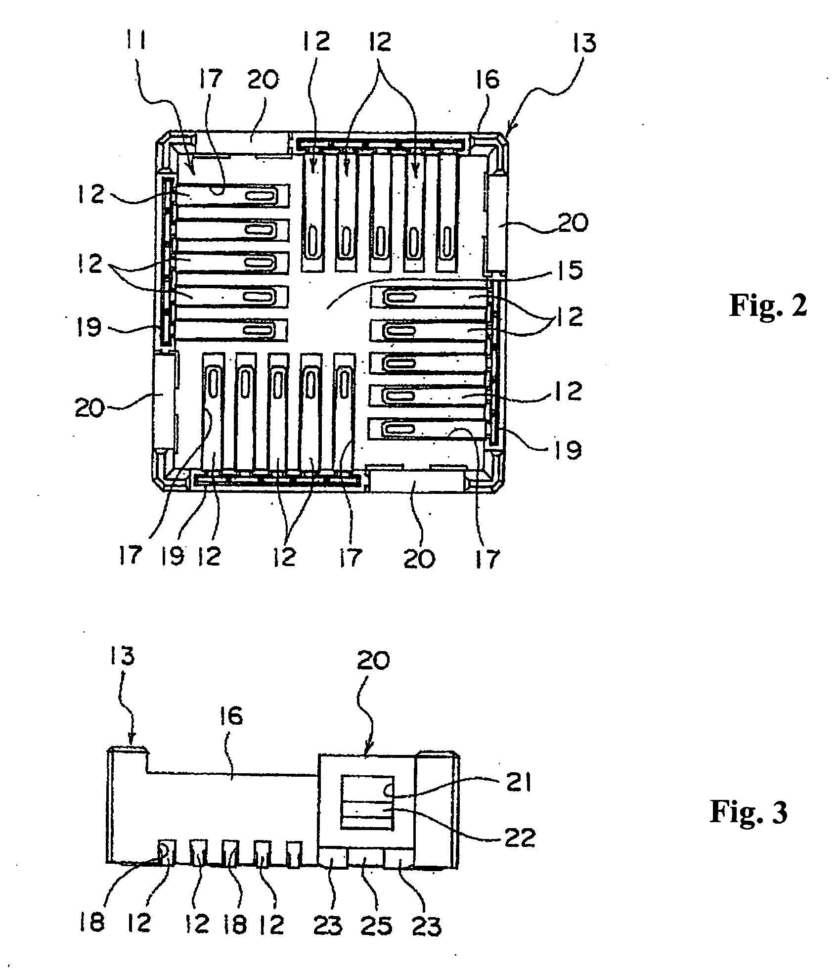 Socket for attaching an electronic component