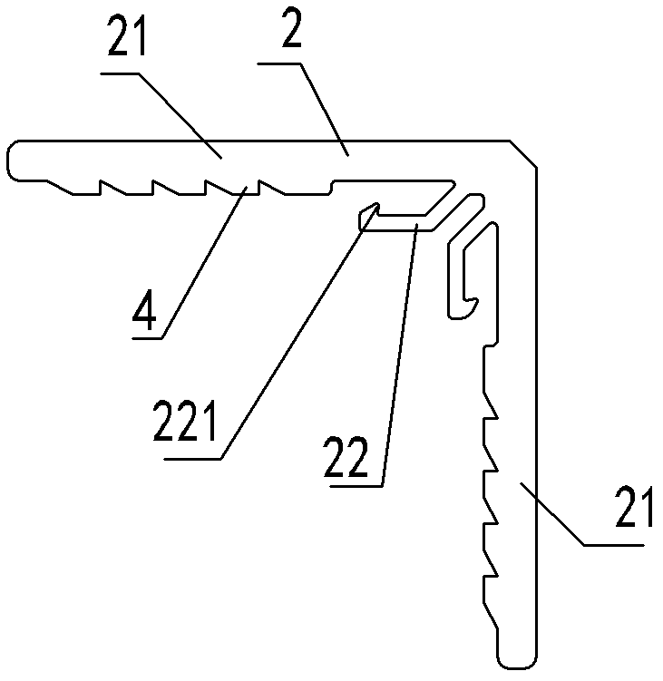 Bracket clamping assembly structure of photovoltaic module