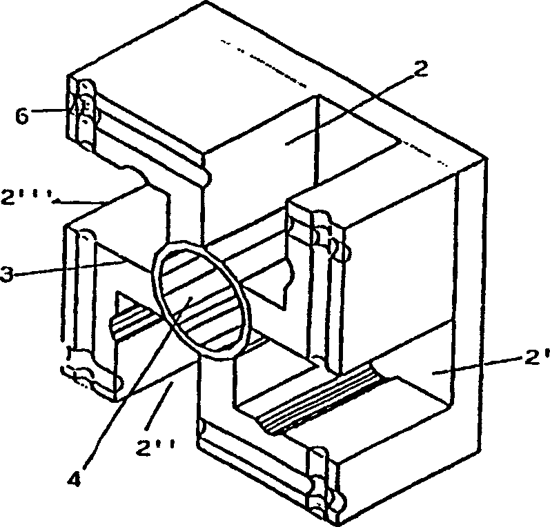 Structures which can be dismantled and folded, consisting of interconnecting tubular elements