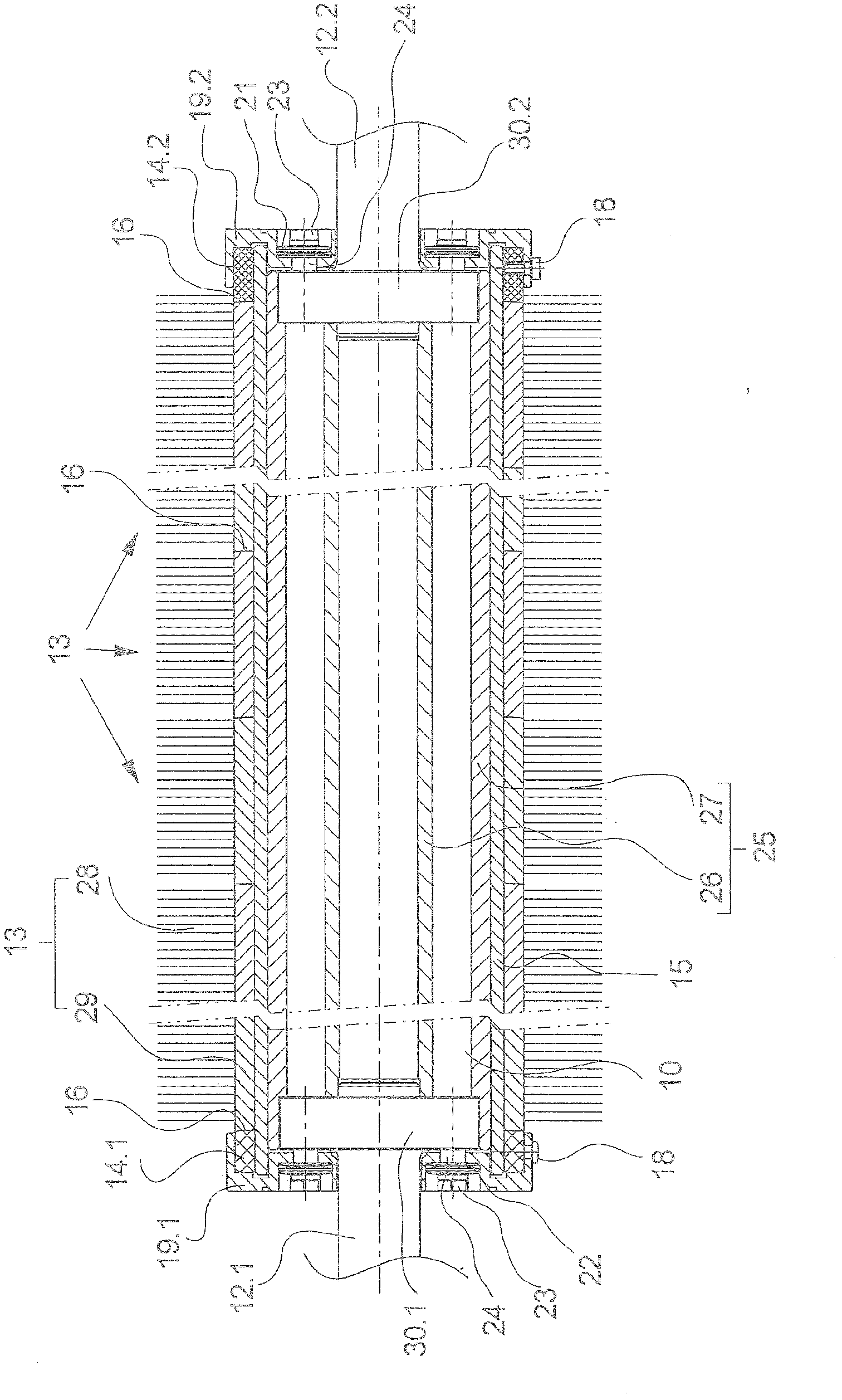 Device for cleaning a functional surface for guiding or treating a material web