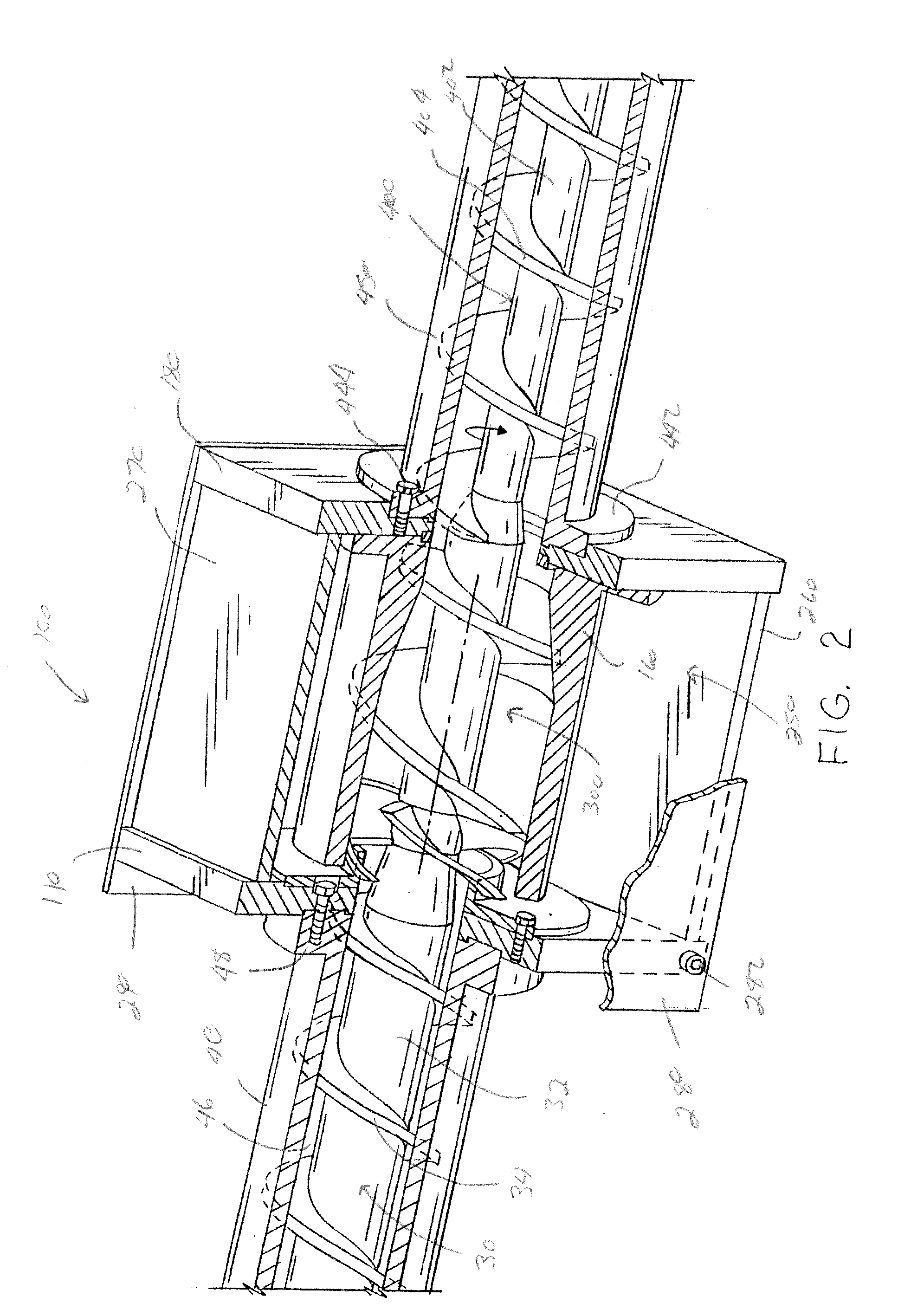 Apparatus and process for de-airing material in an extruder