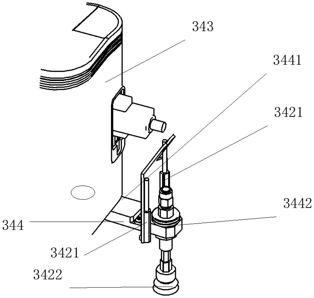 Automatic medicine control system with good conveying precision