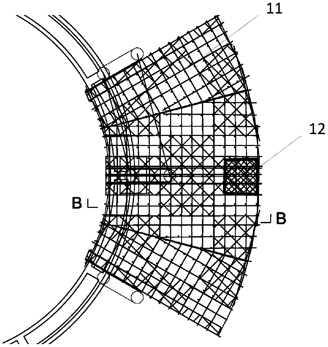 Inclined column formwork support system and construction method thereof