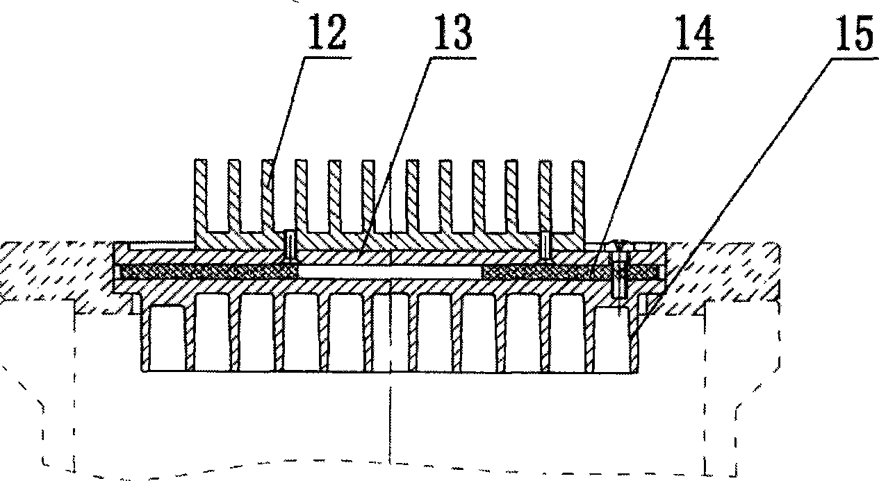 Semiconductor refrigeration acid distillation purifier and purification process thereof