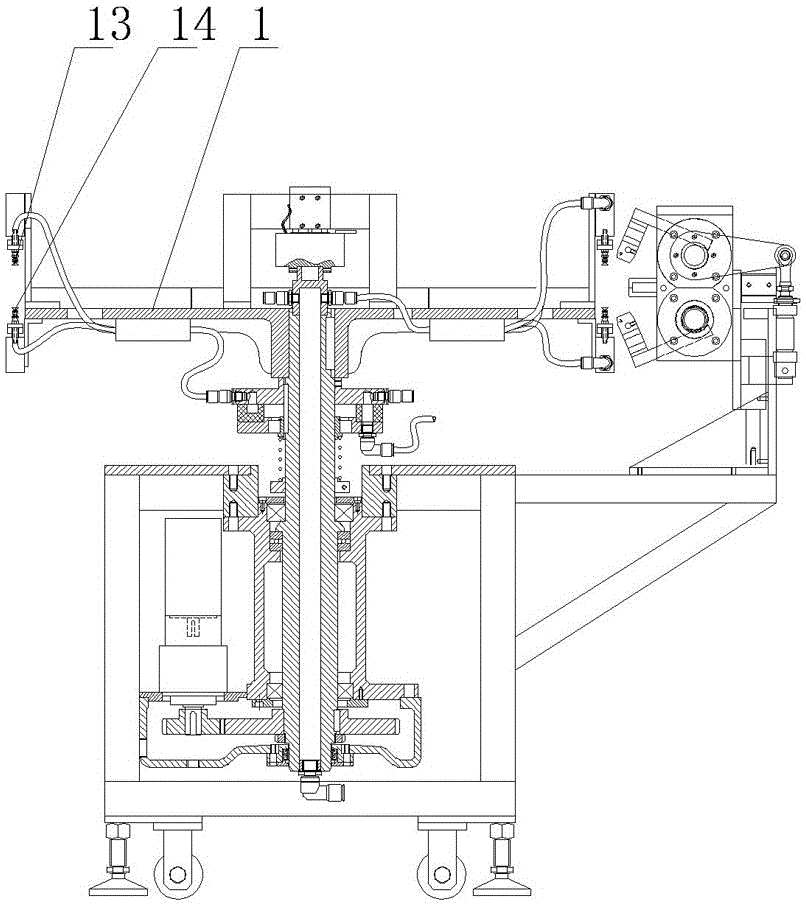 Horizontal feeding packaging machine