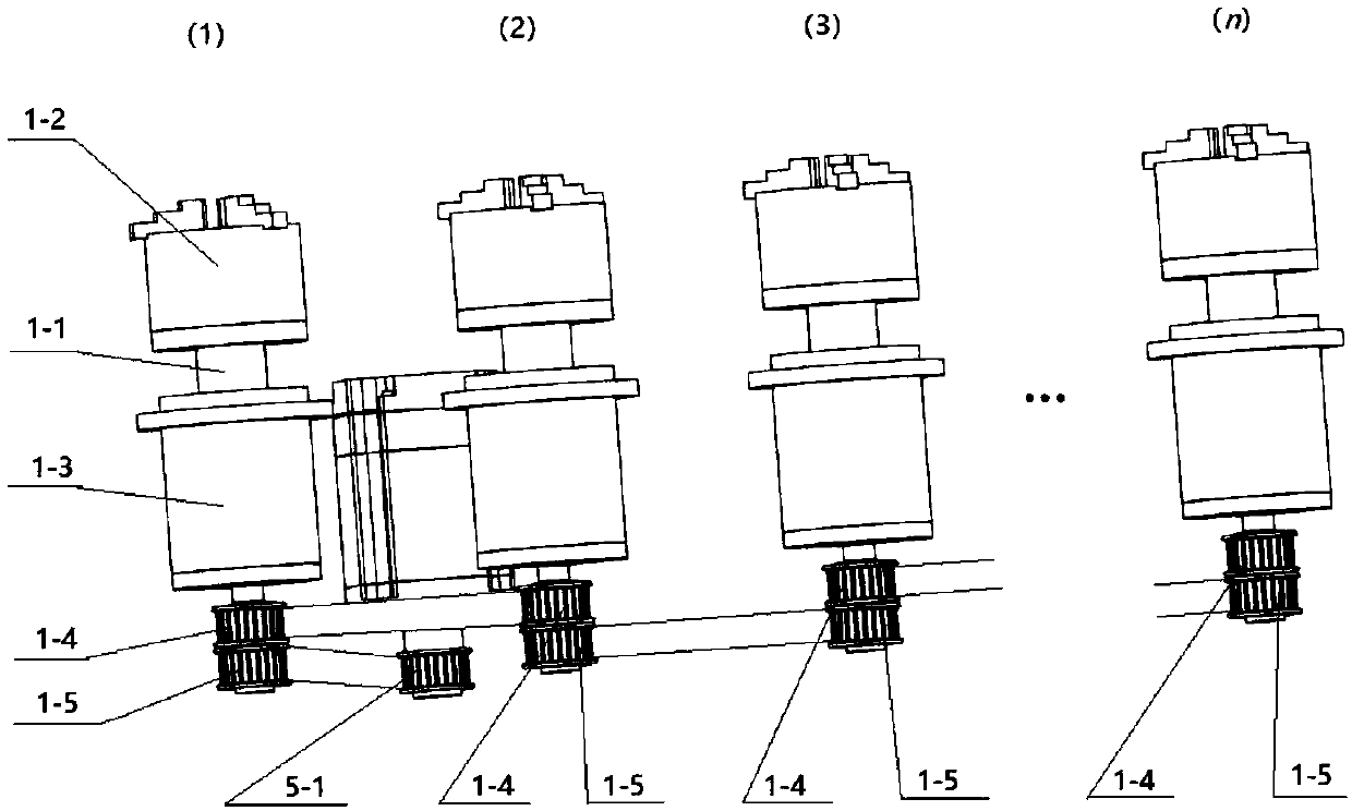 Running-in device suitable for micro-small ball screw pair and running method thereof