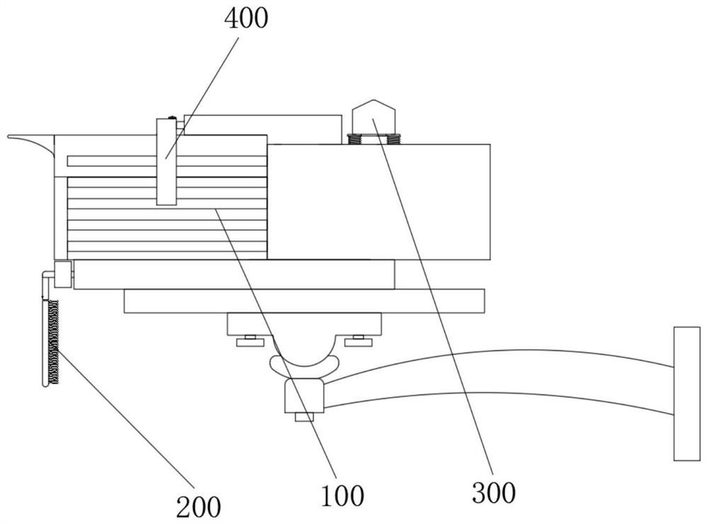 External camera cleaning mechanism of face recognition device and mounting method of external camera cleaning mechanism