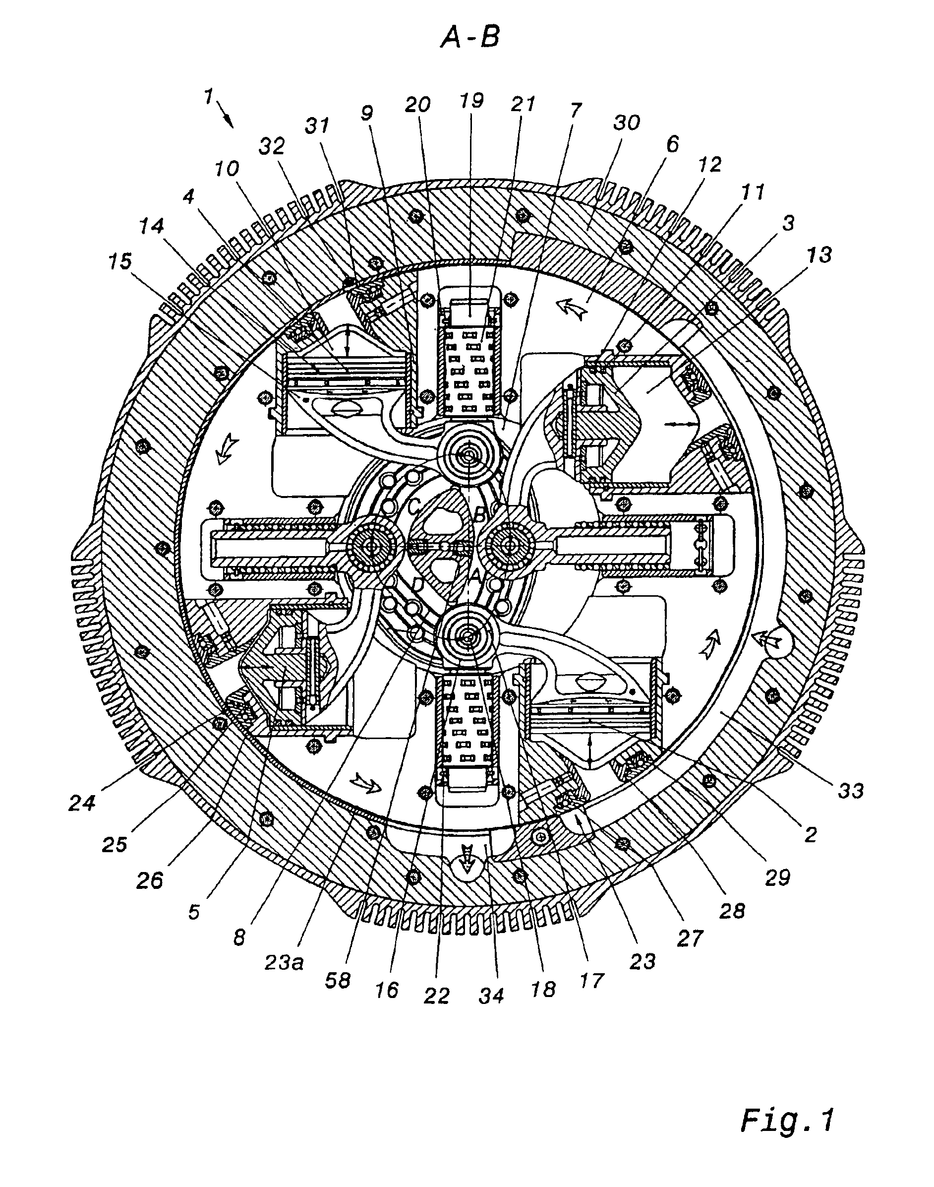 Reciprocating piston engine comprising a rotative cylinder