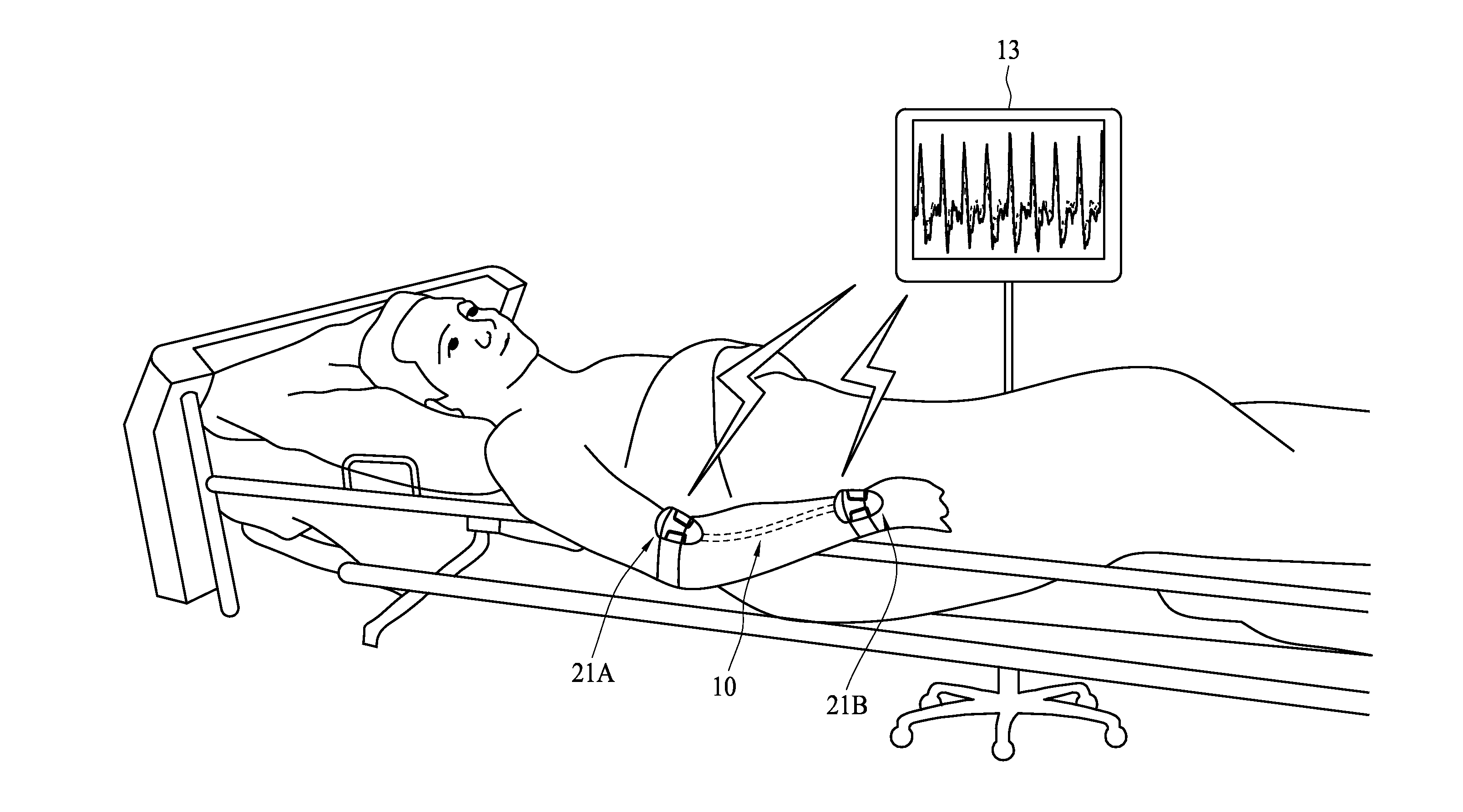 Non-invasive continuous blood pressure monitoring system and method