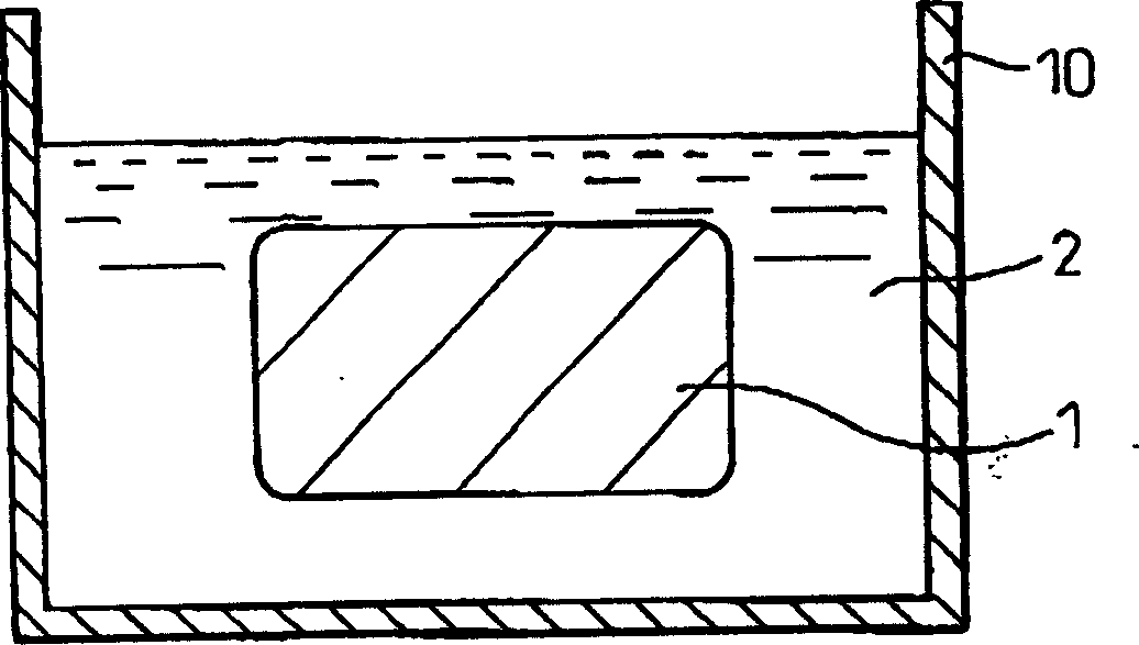 Shaped metal article and method of producing shaped metal article having oxide coating