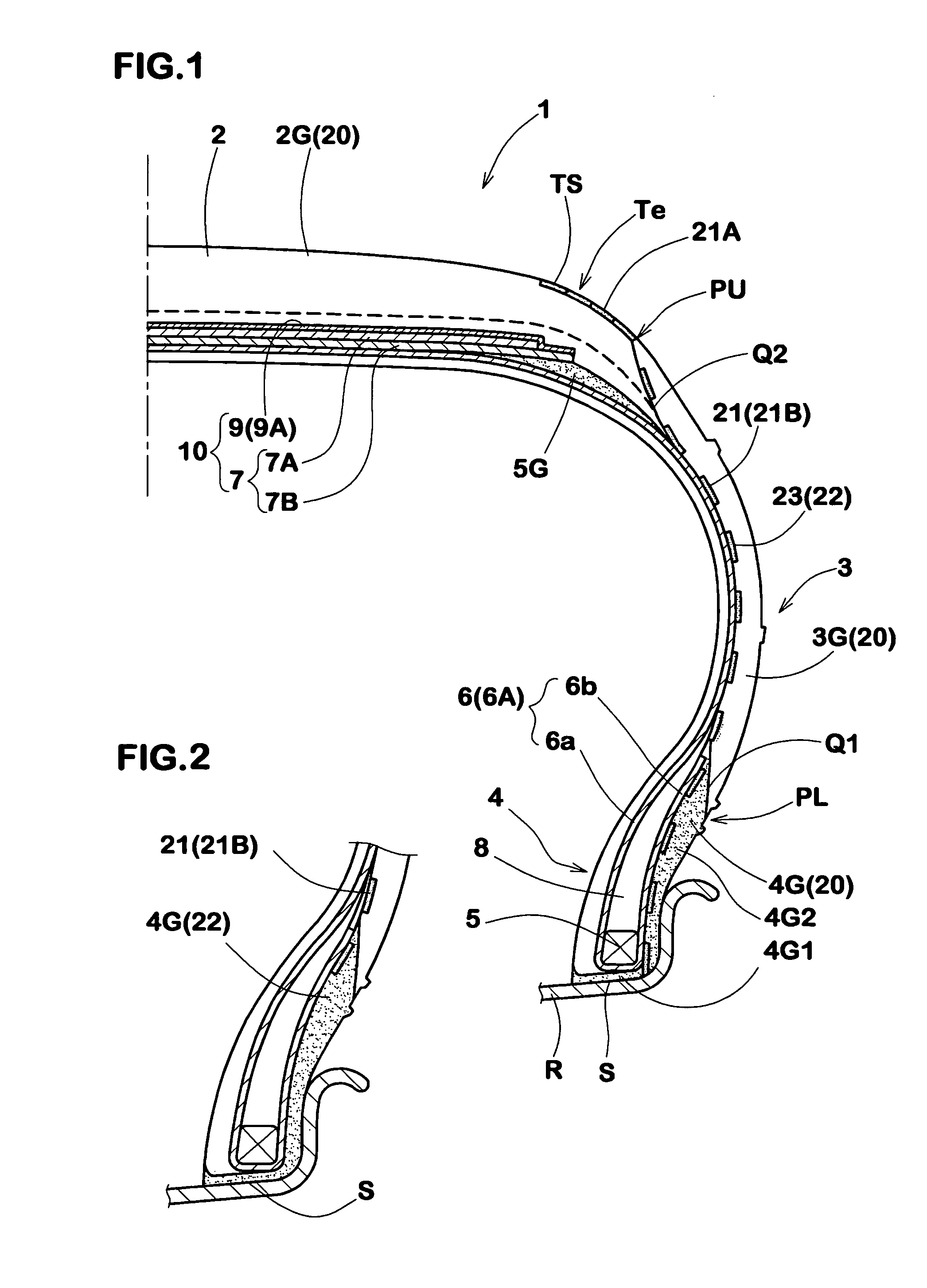 Pneumatic tire with electrically conductive helical path