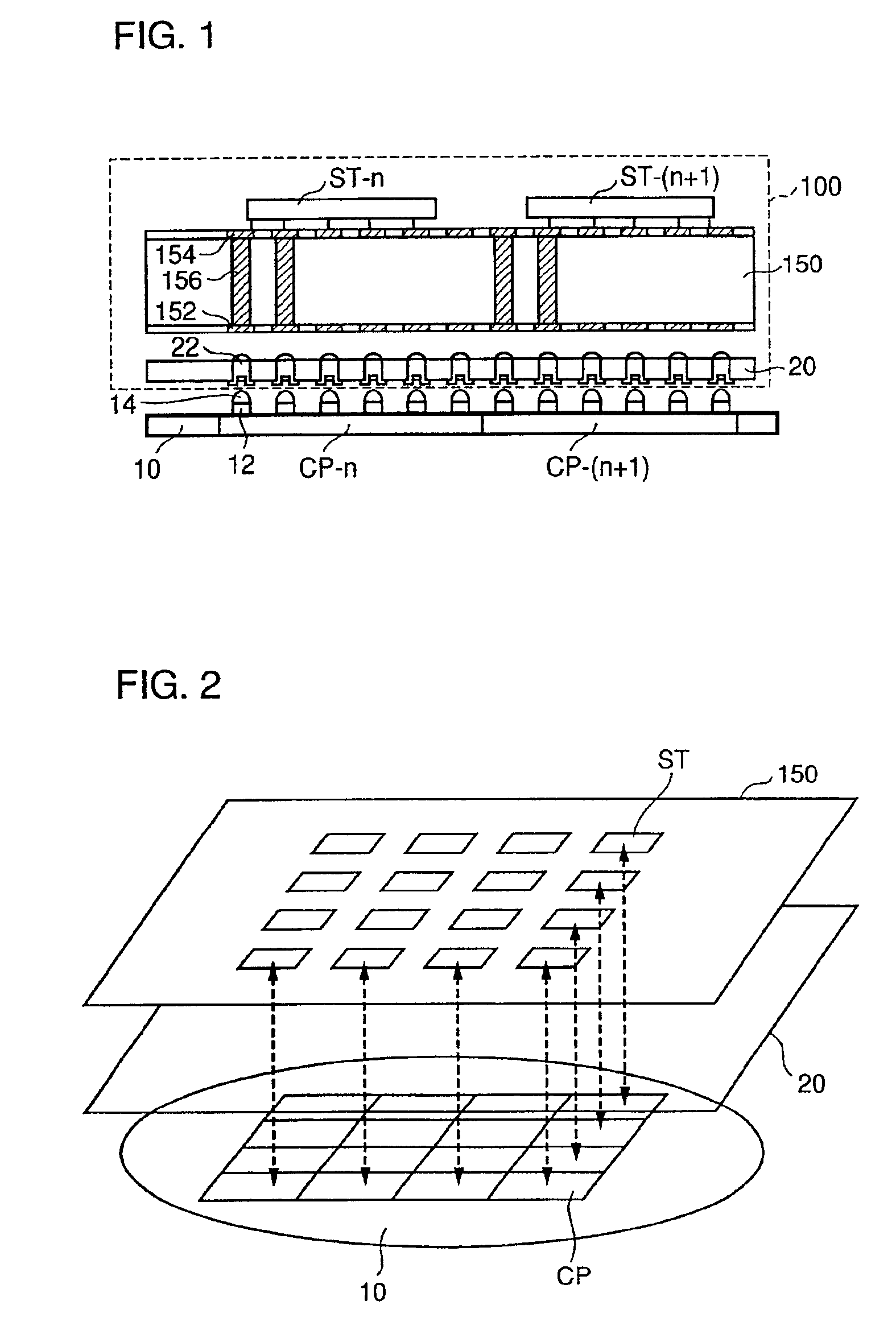 Semiconductor test device for conducting an operation test in parallel on many chips in a wafer test and semiconductor test method