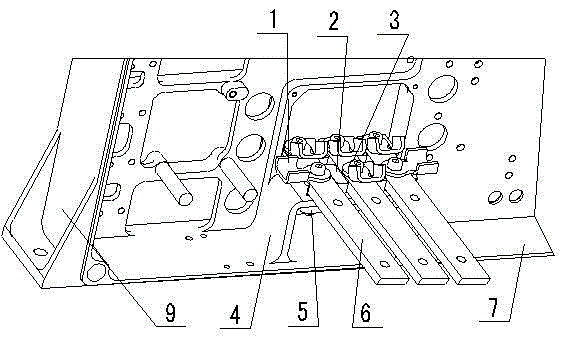 Power concentration and distribution device for power supply system control equipment of space craft