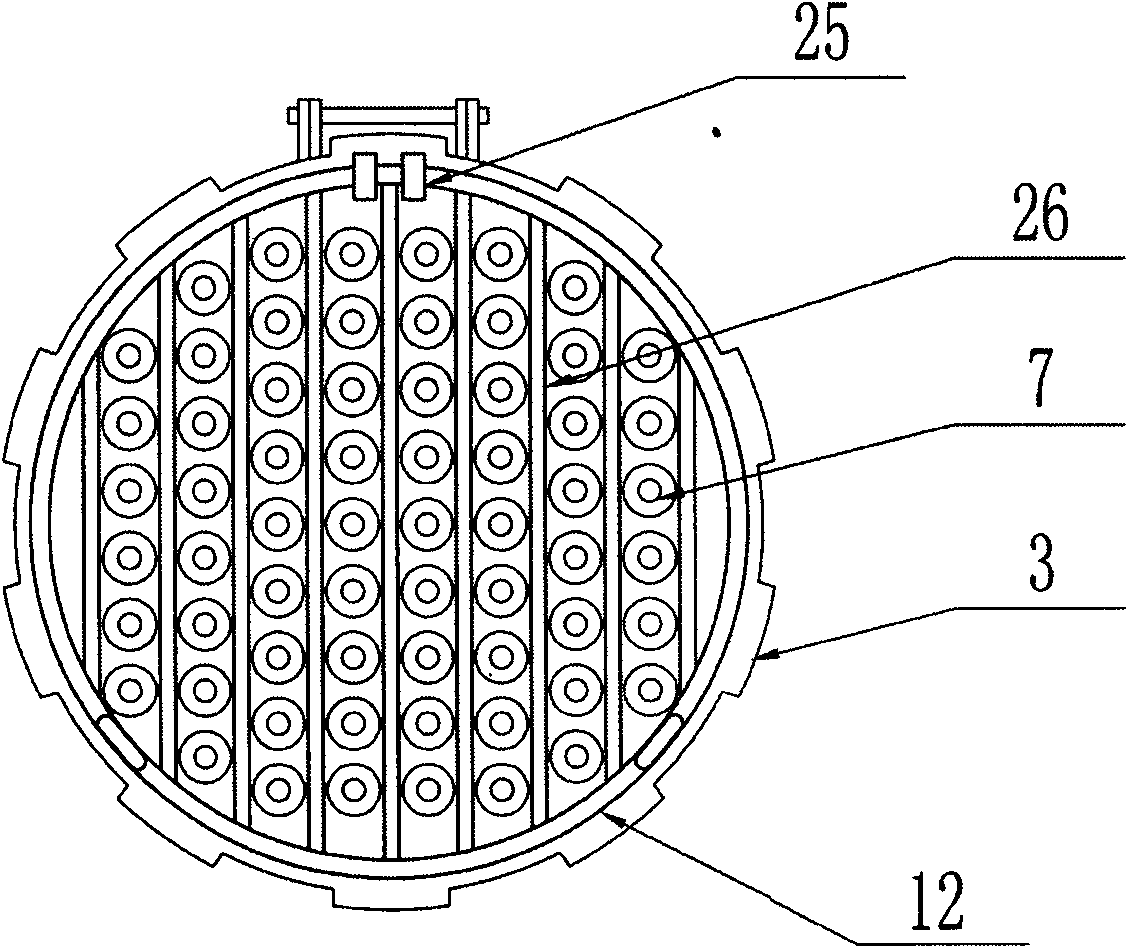 Filtering and washing device