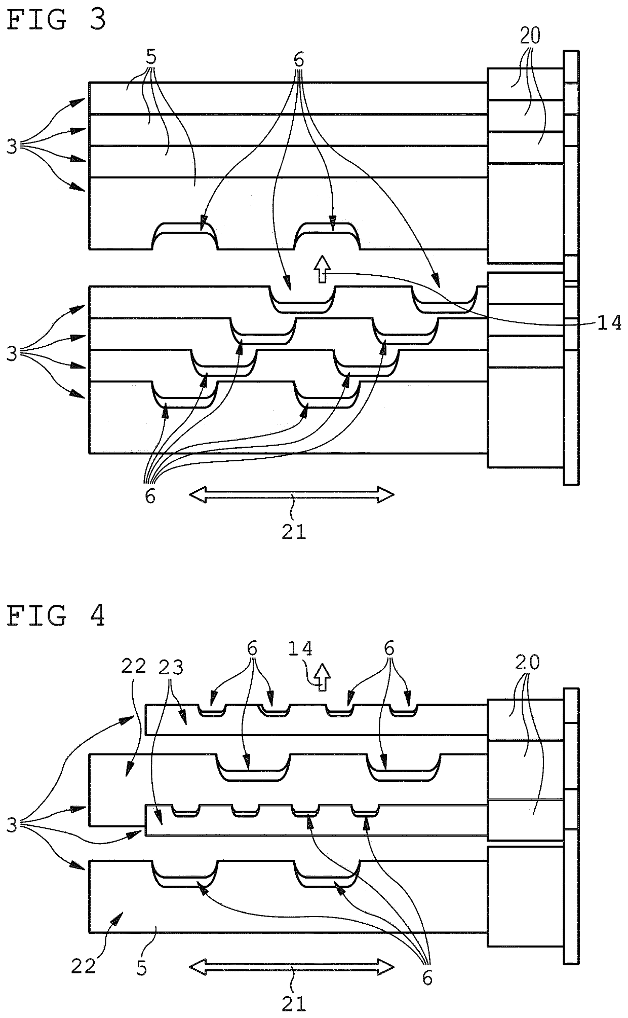 Device for treating a product with microwaves