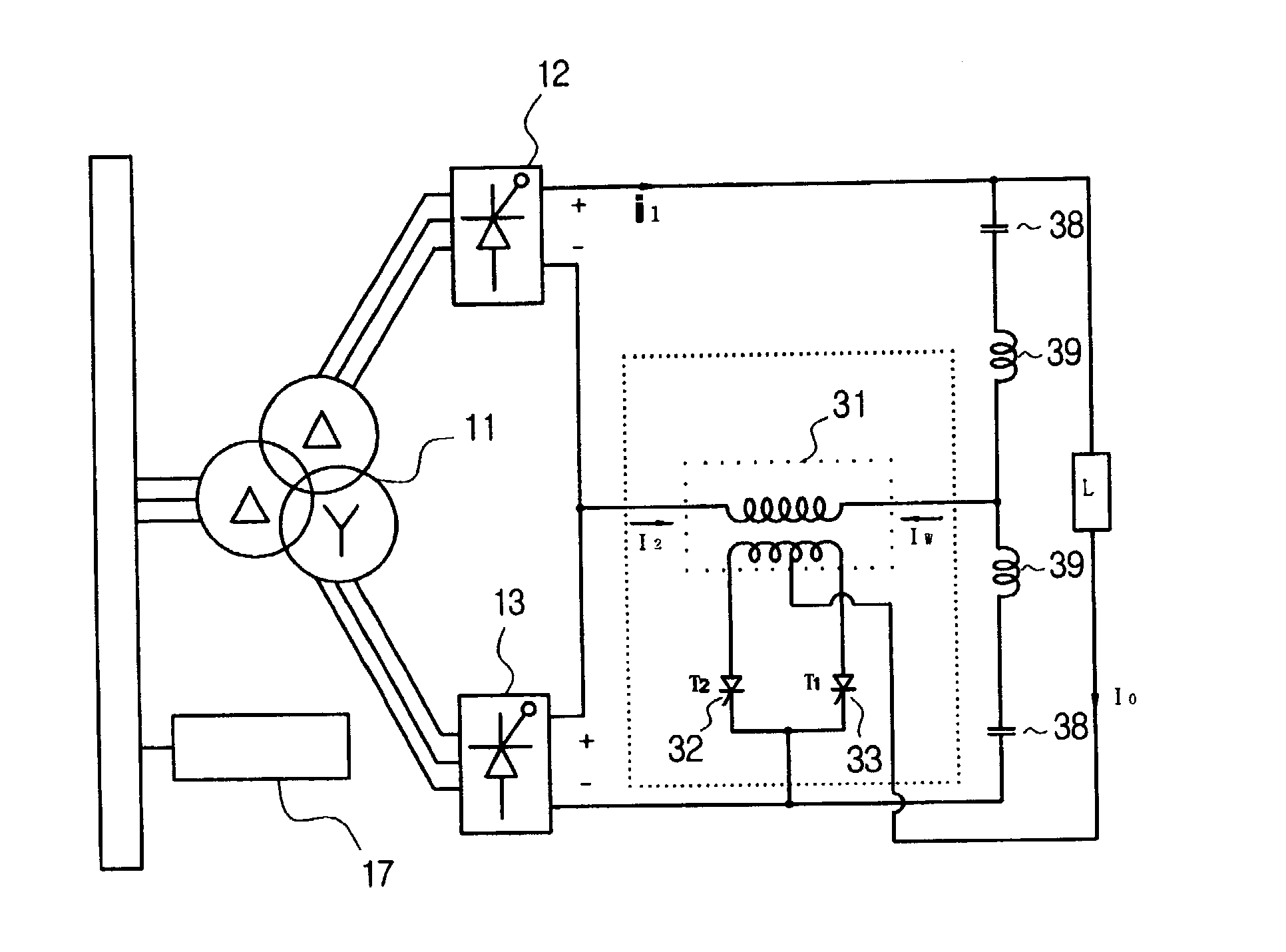 Multi-pulse HVDC system using auxiliary circuit