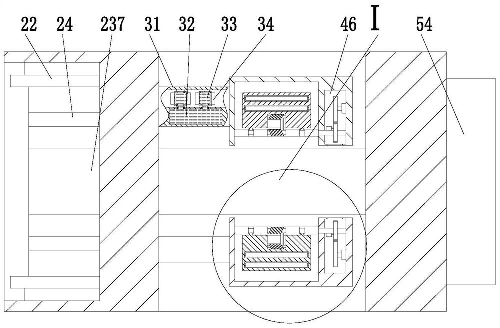 A kind of packaging carton making glue box forming equipment