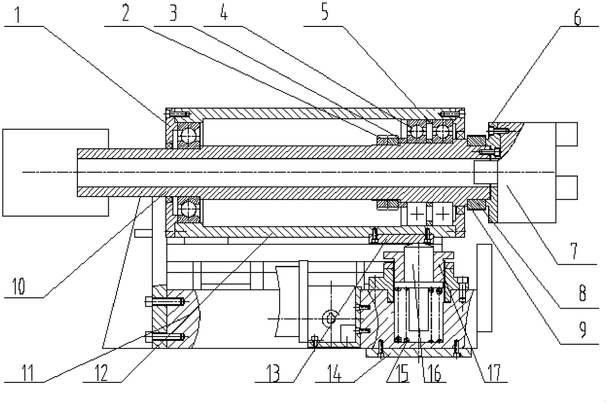 A floating clamping device of a hollow pipe fitting straightening machine