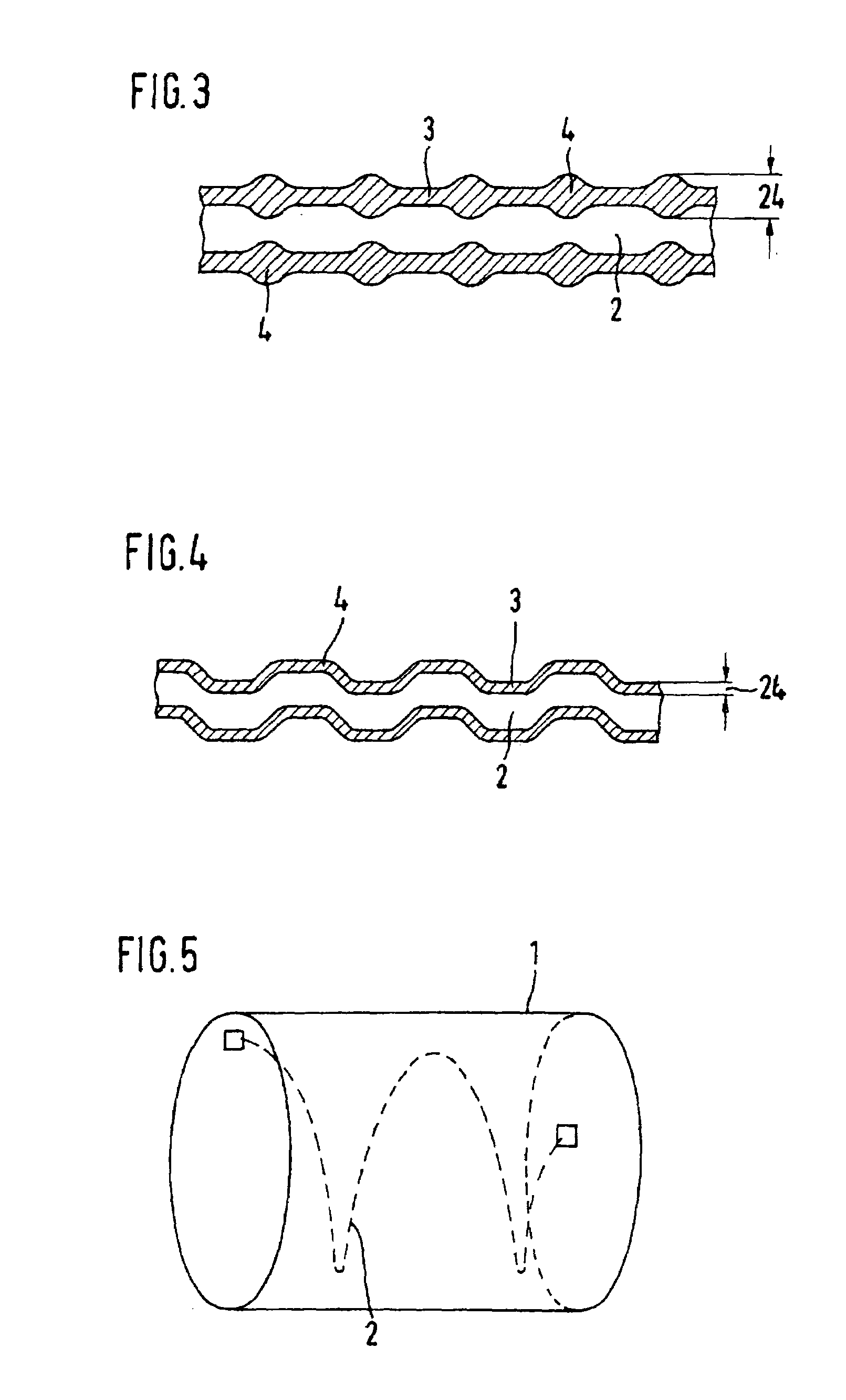 Process for producing extruded honeycomb bodies and extrusion die