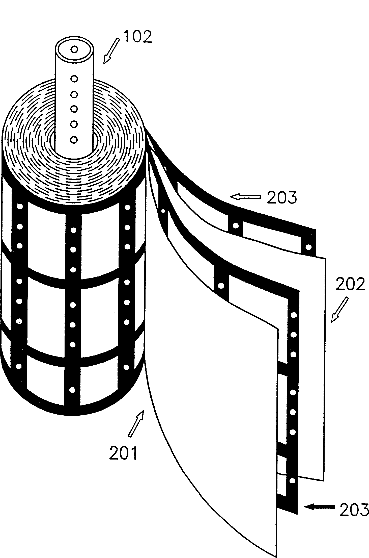 Independent flow-thru capacitor