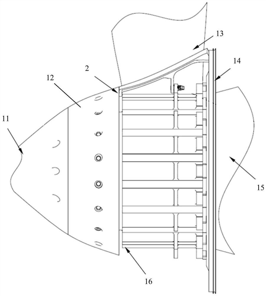 Fan runner plate, deformation control method thereof and fan