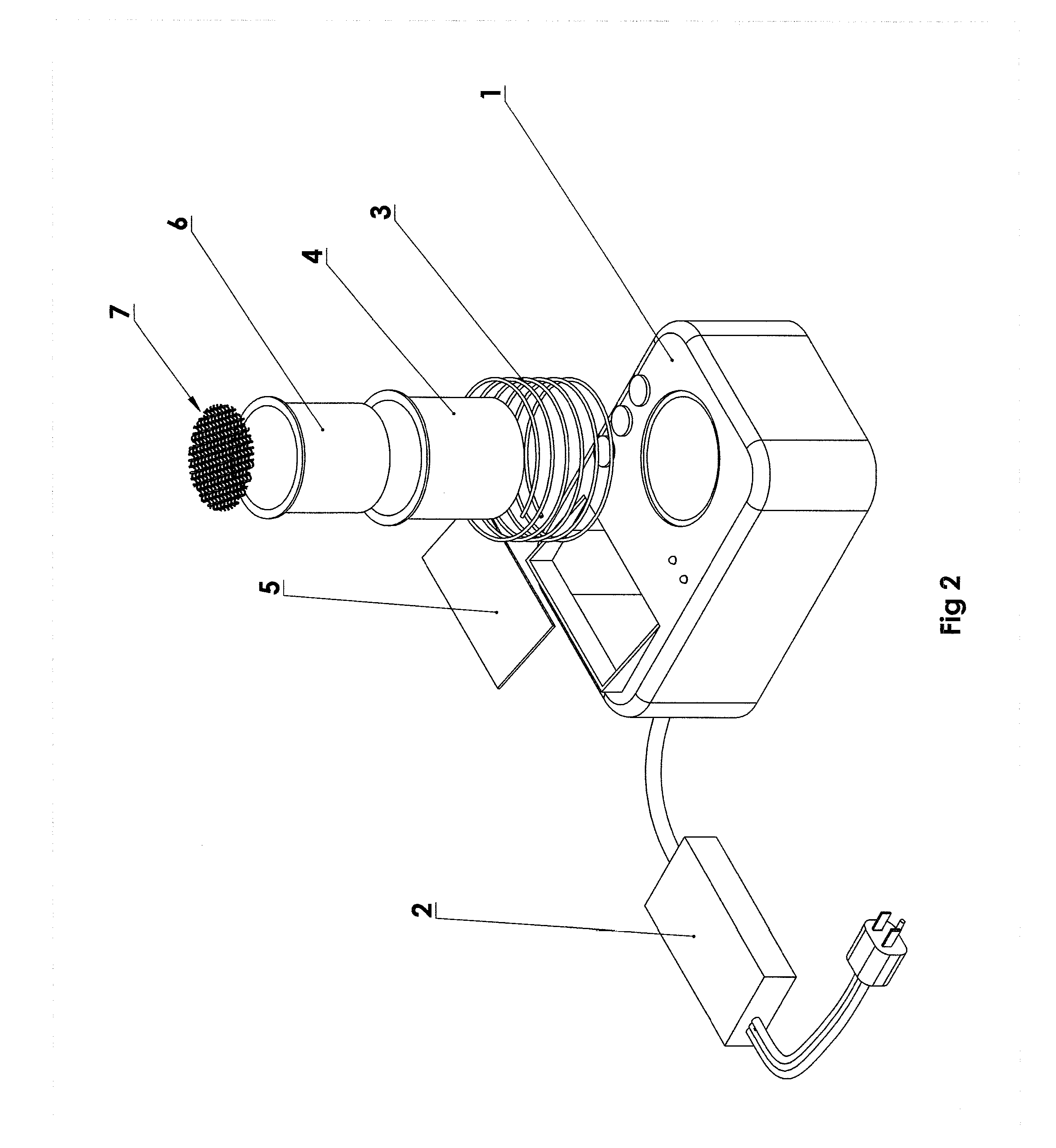 Induction heating device for shaving and cosmetic applications