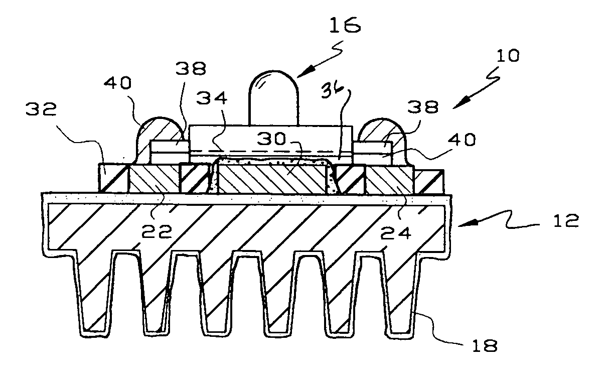 Light emitting assembly with heat dissipating support