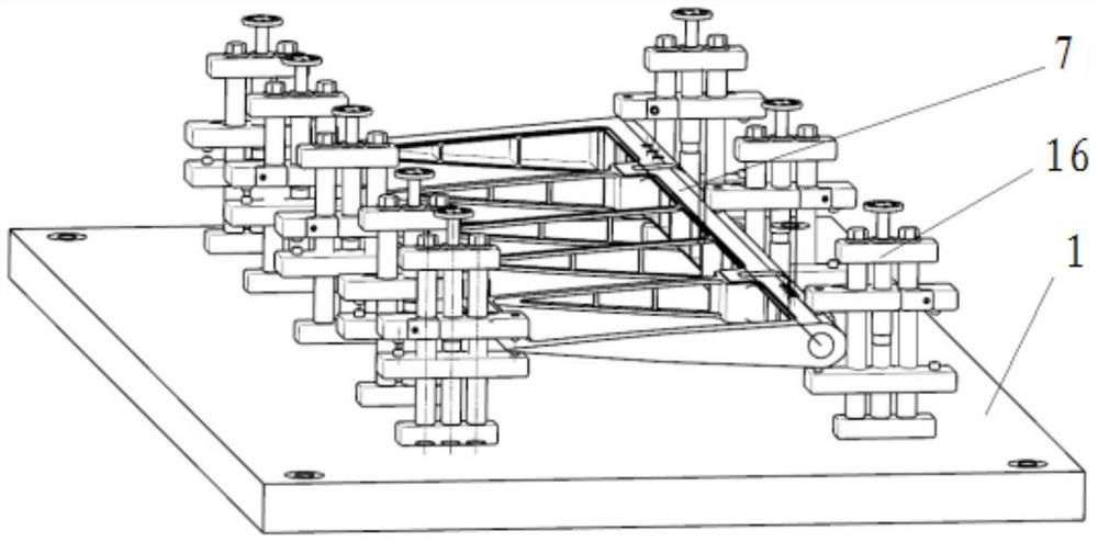 A clamping device and clamping method for self-centering adjustable machine