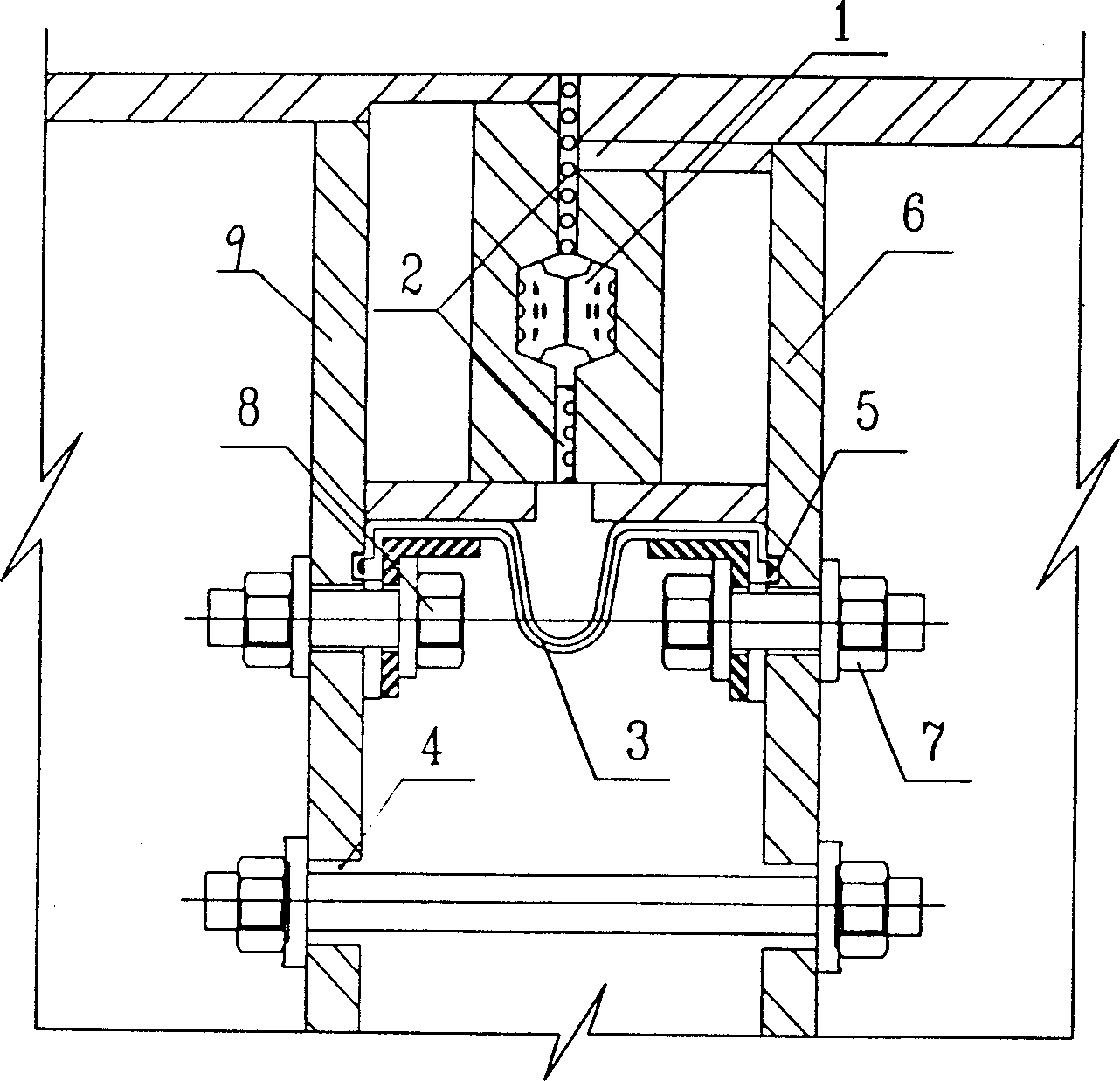 Water proof method of shield tunnel adaptable for large value stratum ununiform settling or diastrophism