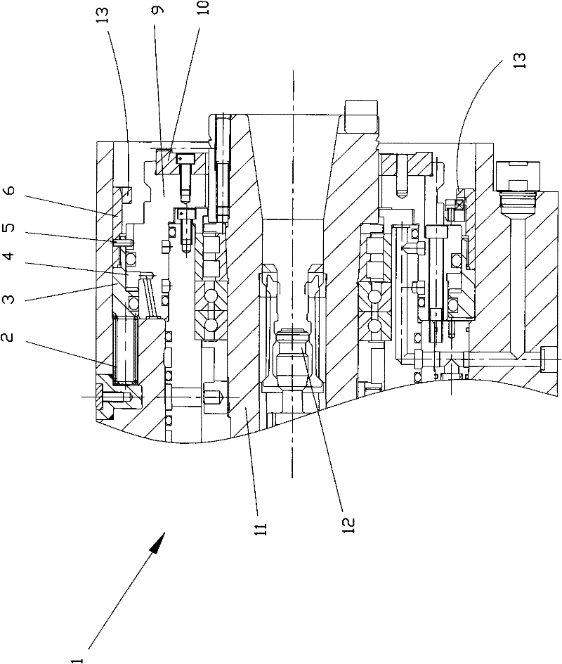 Upright and horizontal automatic exchange and automatic rotary type main shaft head