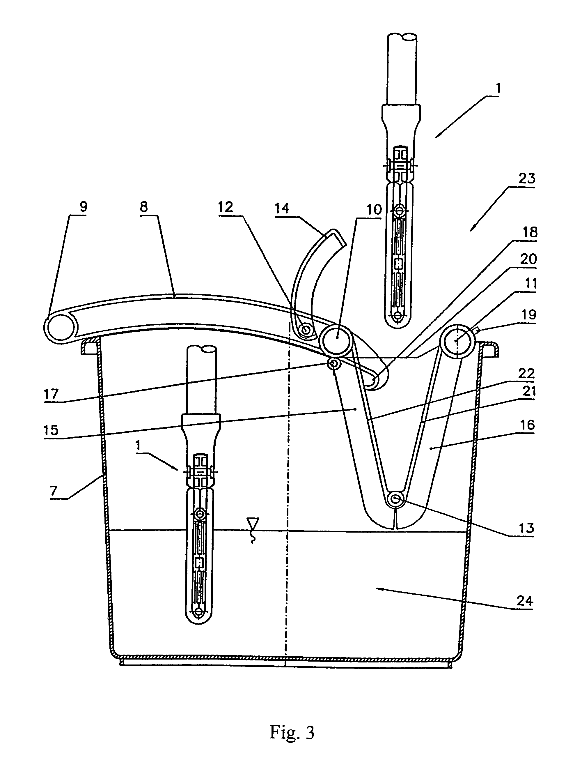 Device for squeezing liquid-absorbing wiper bodies