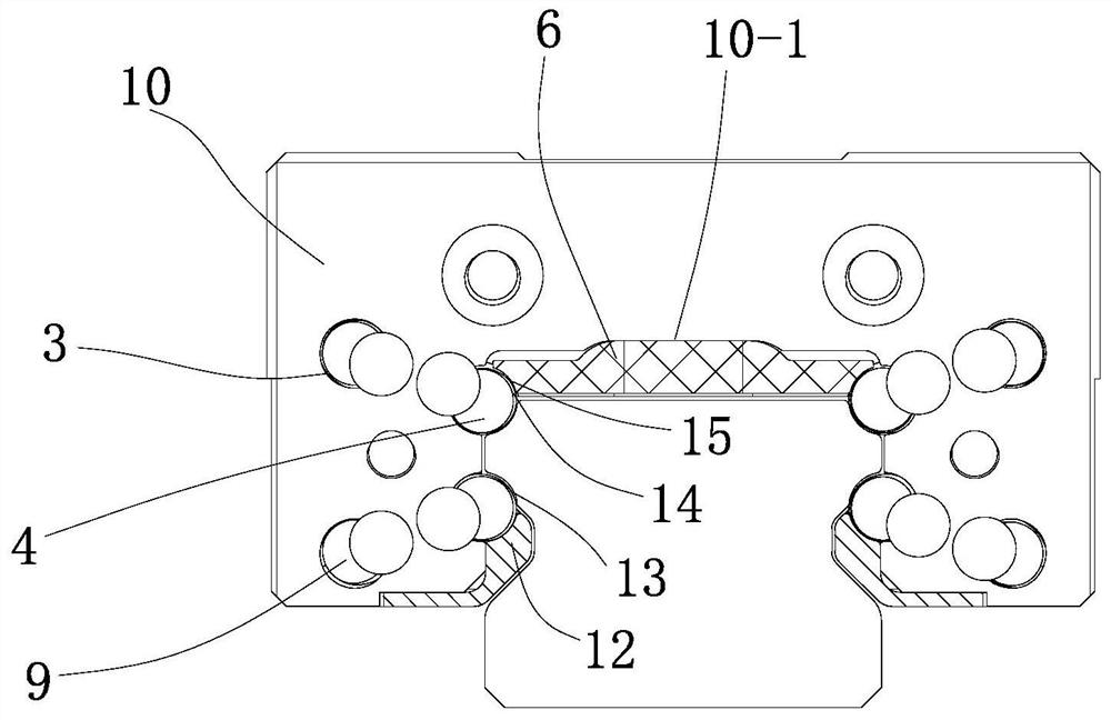 Multi-oil storage linear guide pair