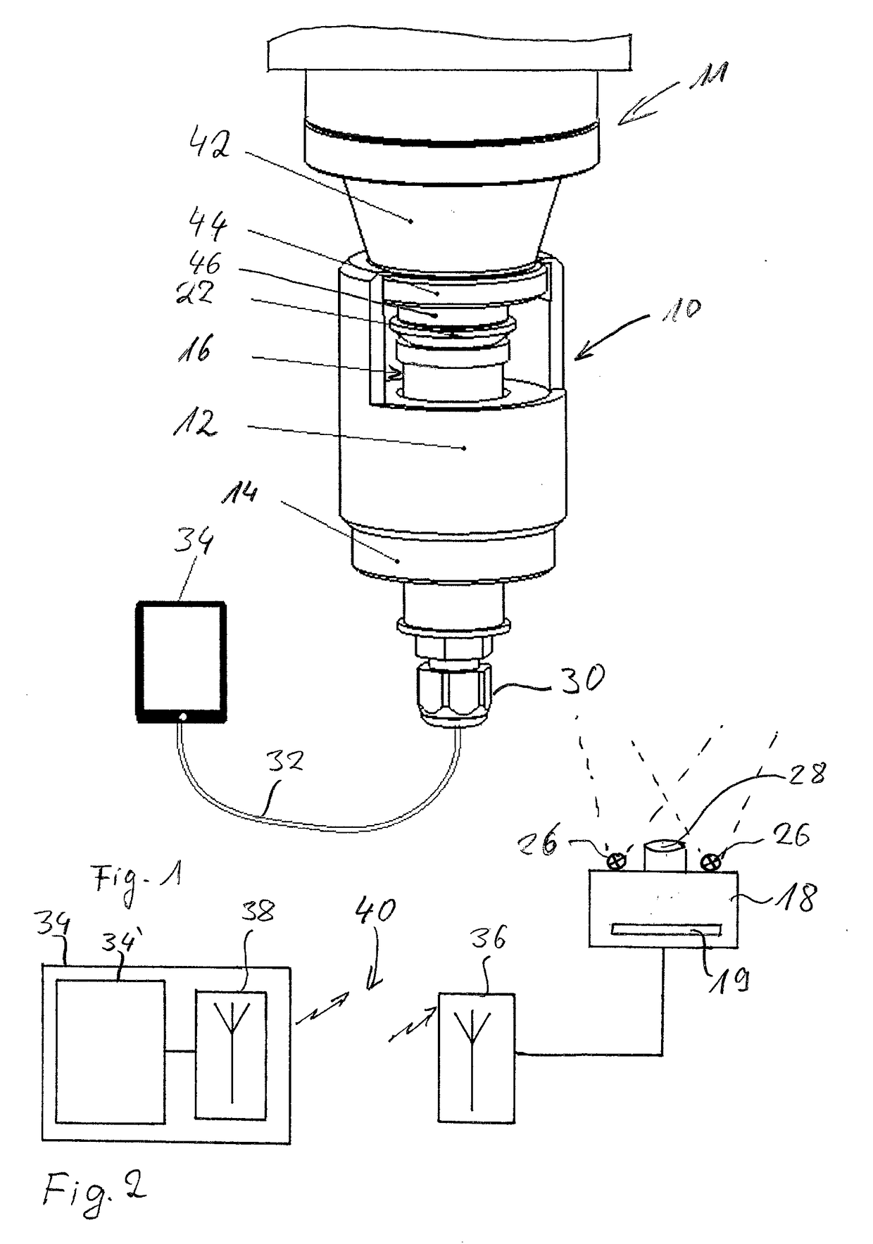 Sensor device for determining alignment/misalignment of a laser beam relative to a gas nozzle of a laser machining head
