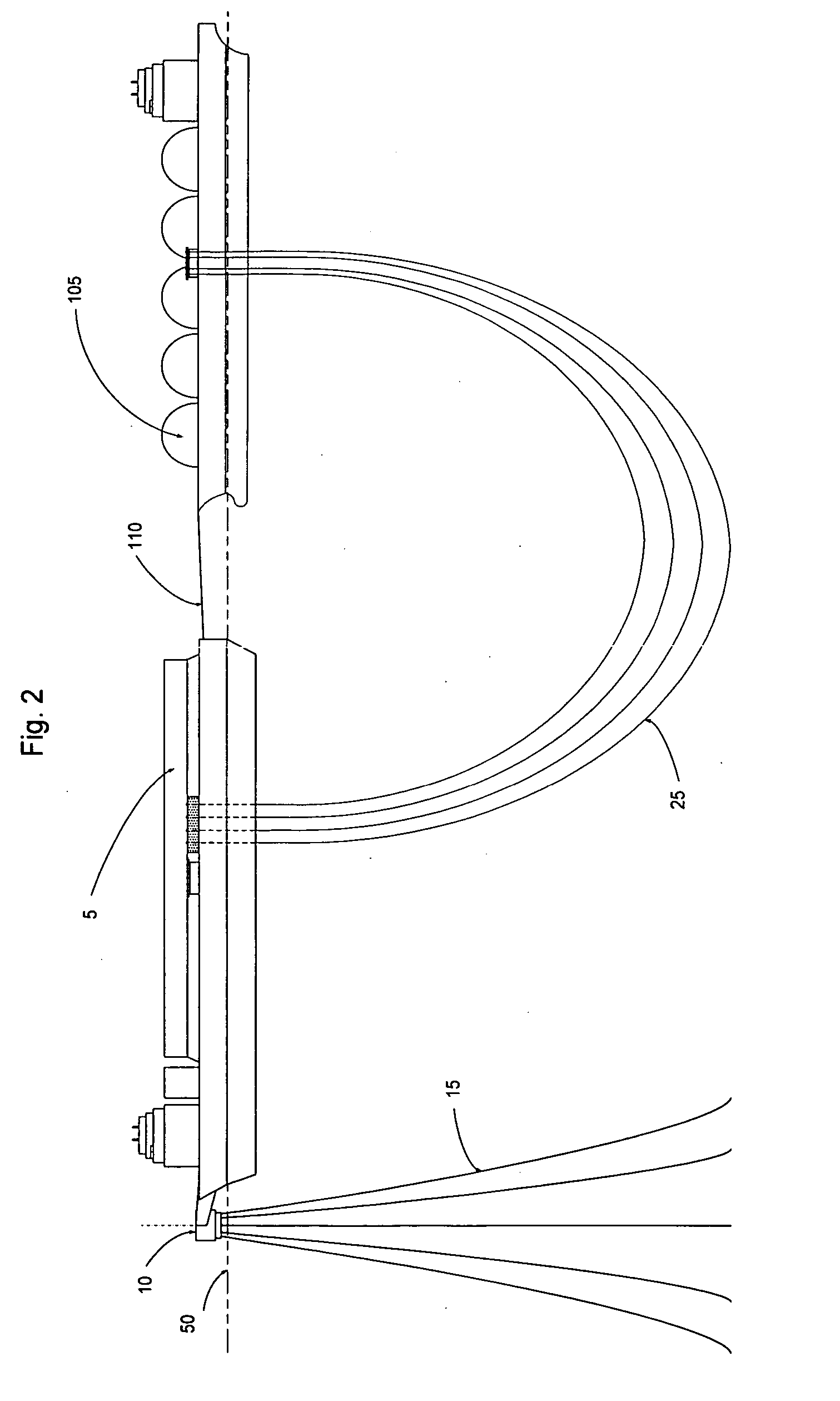 System using a catenary flexible conduit for transferring a cryogenic fluid