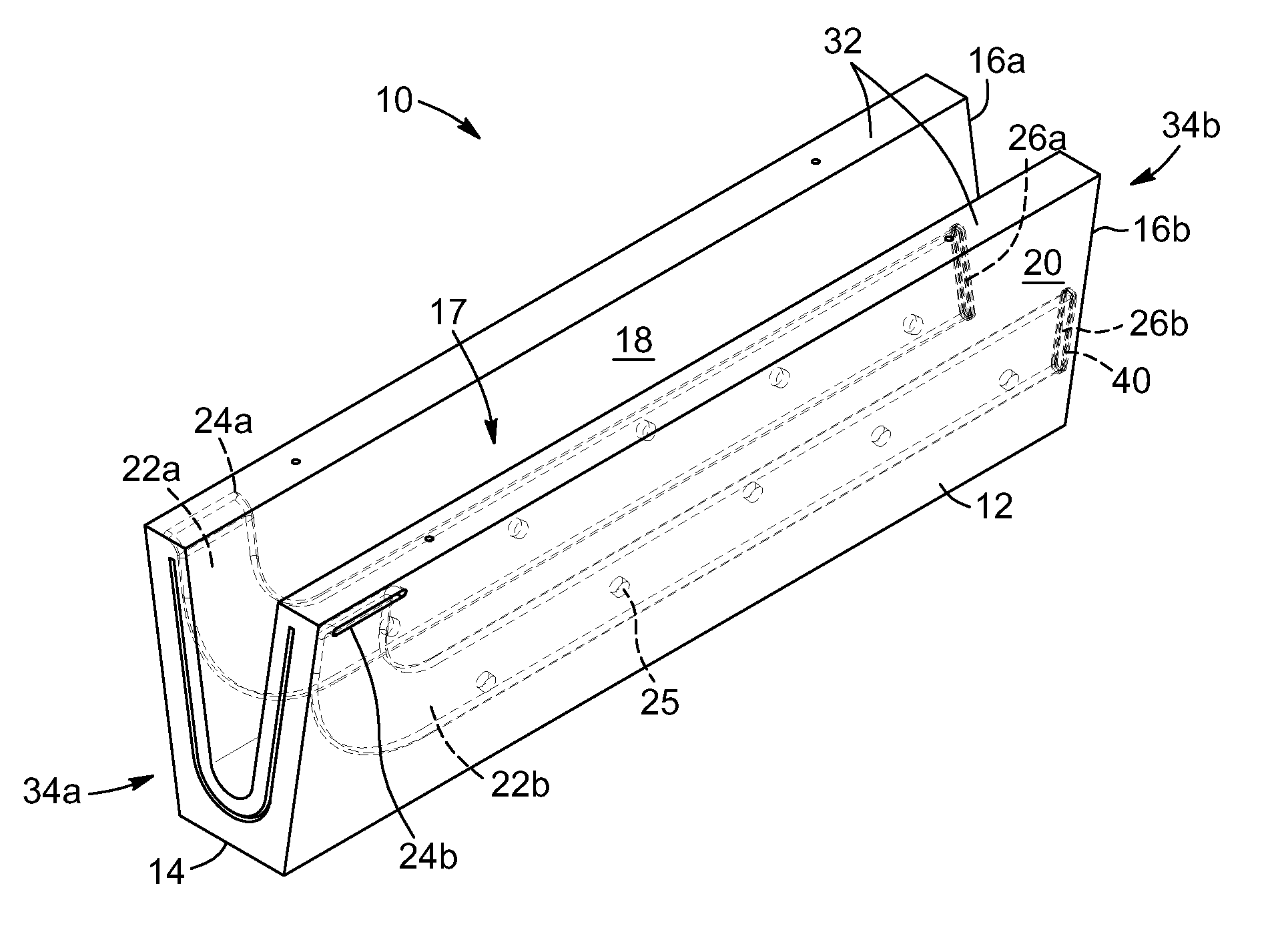Receptacle for handling molten metal, casting assembly and manufacturing method