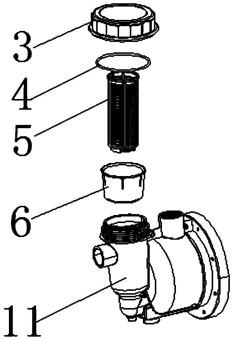 A self-priming water pump with filter device