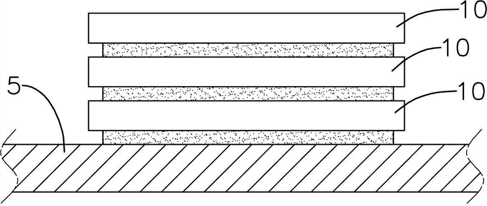 Device for bonding semiconductor chips