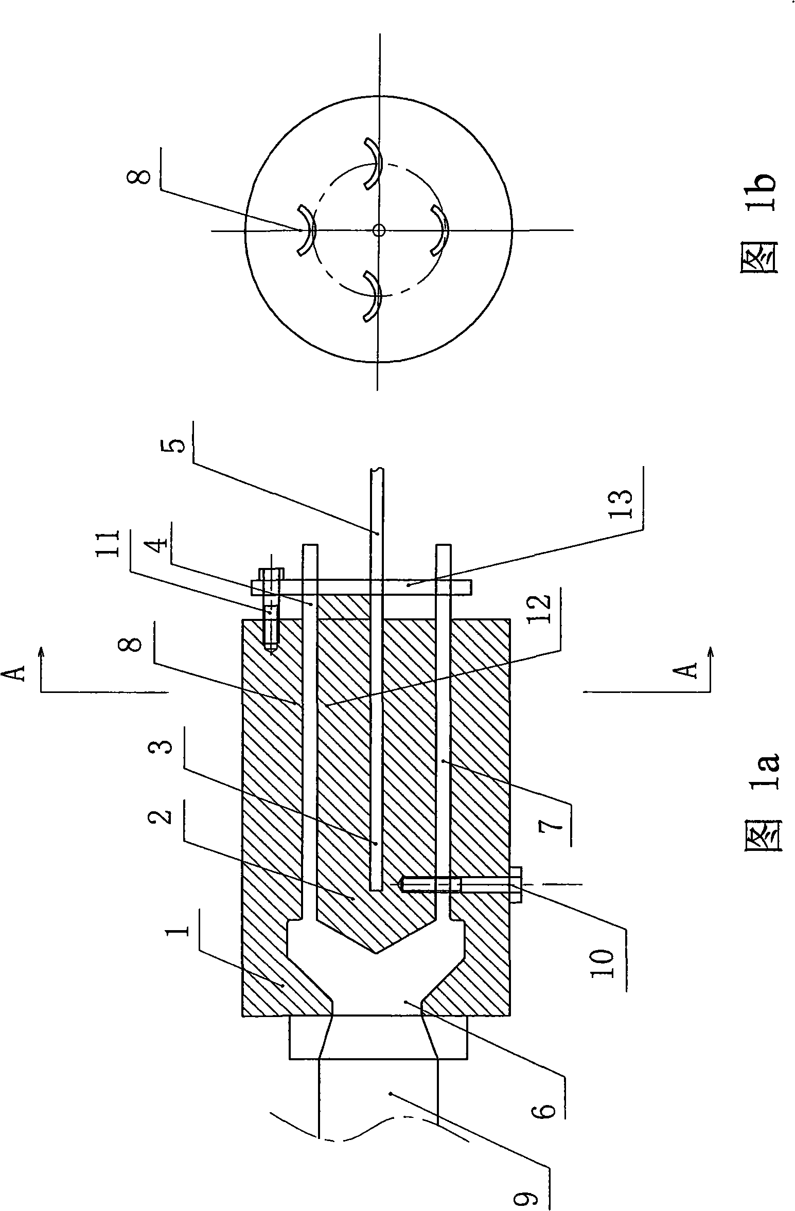 Flow channel device capable of extruding out a plurality of magnets once for extruding machine and preparation method using same