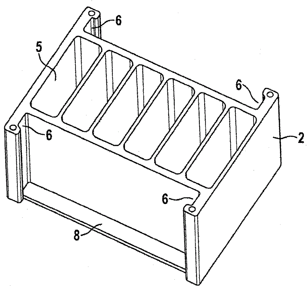 Battery module with liquid cooling member