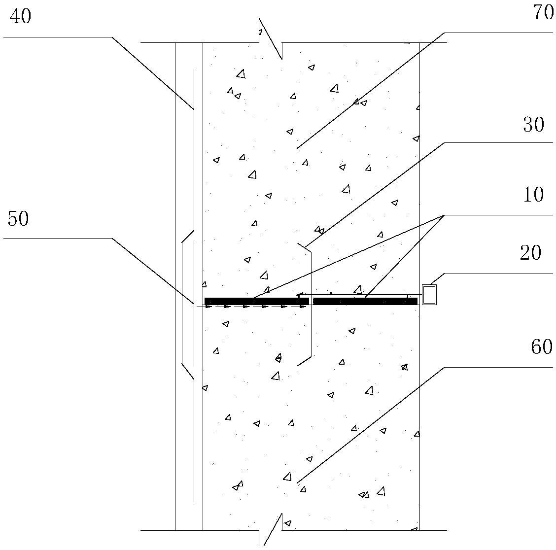 Advance monitoring and early warning device for leakage of concrete construction joint of underground structure and construction method