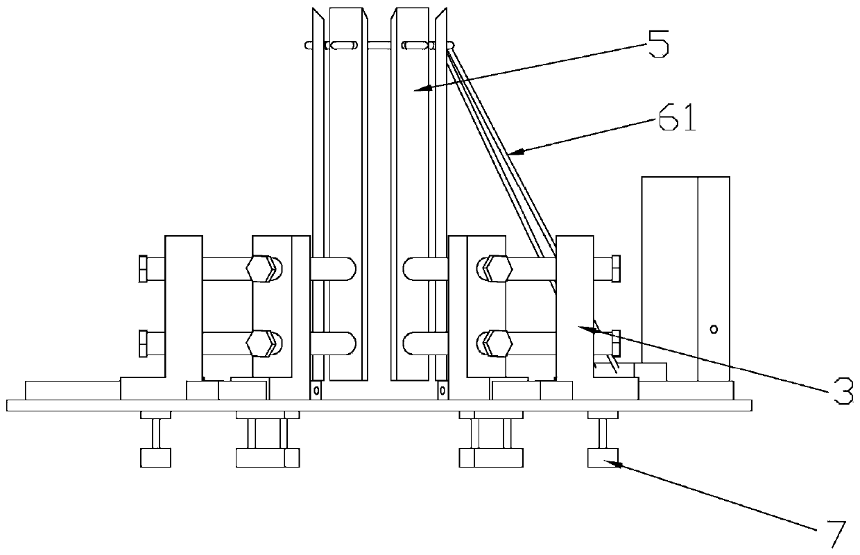 Variable-diameter self-adaptive banana stalk carding cutter based on linear cutting