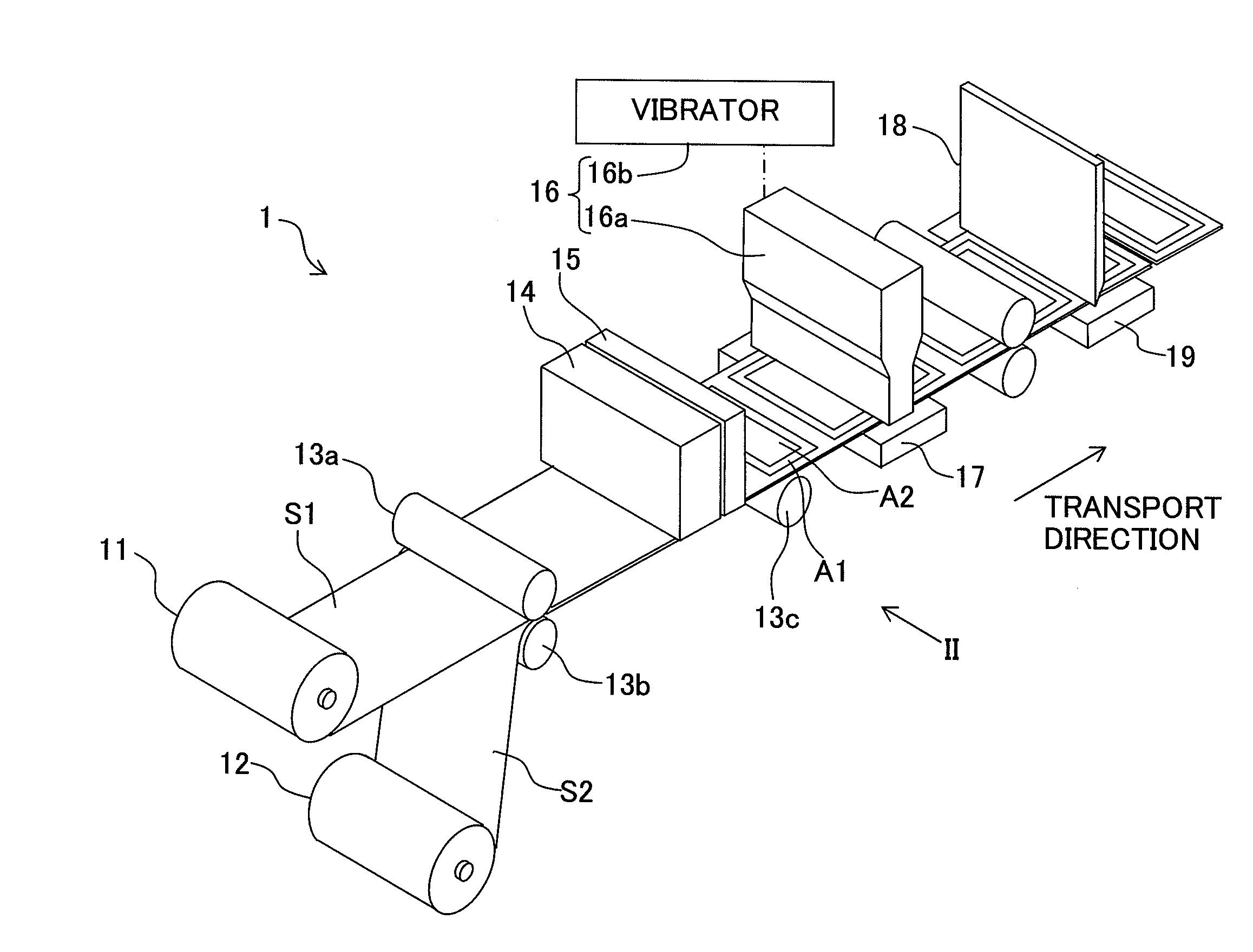 Ultrasonic welding apparatus and method for producing welded product