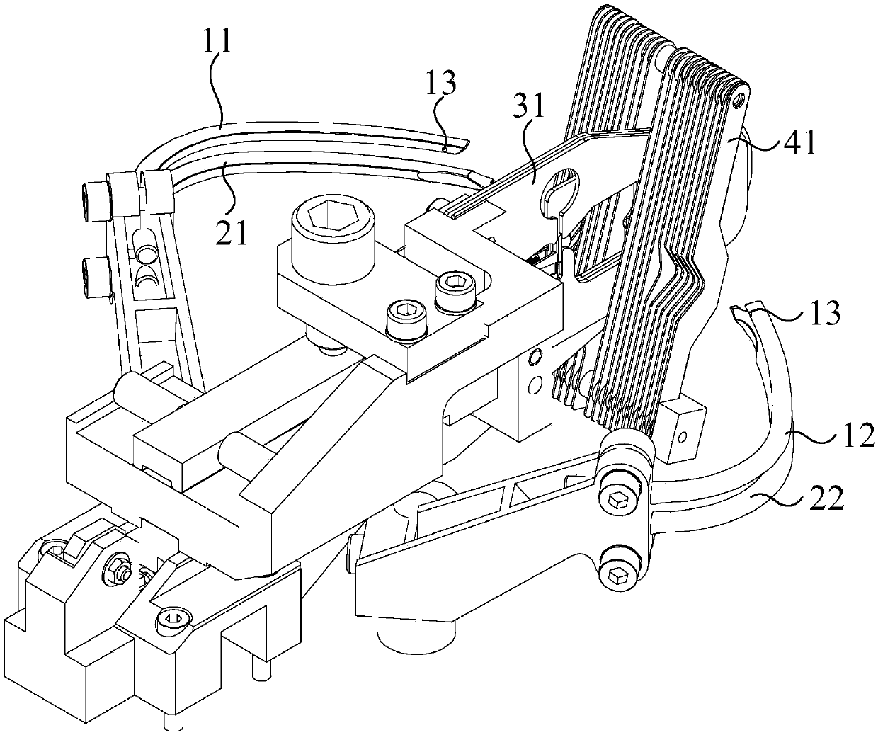 Zipper and knitting device and method