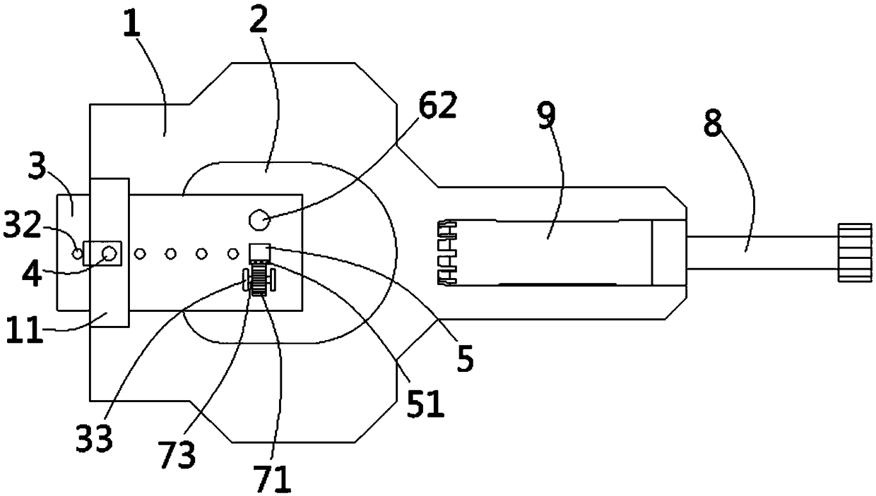 Puncturing device used for shoes provided with locators
