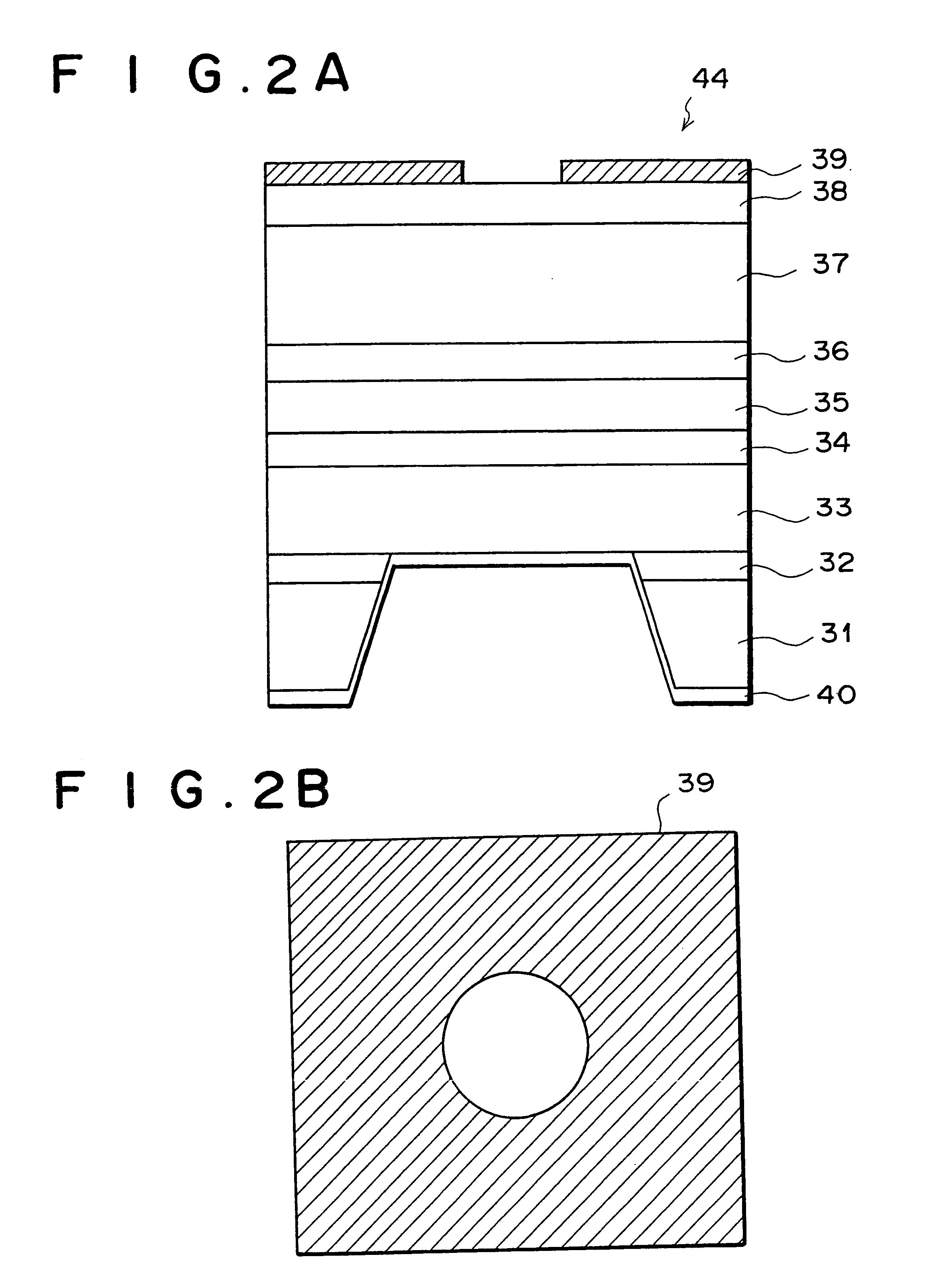 Laser apparatus in which surface-emitting semiconductor is excited with semiconduct laser element and high-order oscillation modes are suppressed