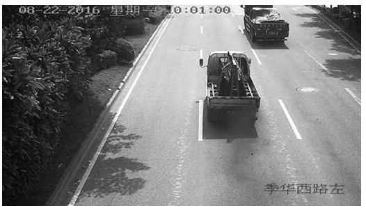 A smoky vehicle detection method based on multi-sequence dual projection