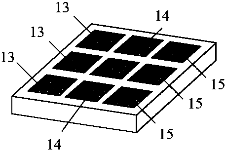 Micron-scale LED display device achieving light effect extraction and color conversion and manufacturing method