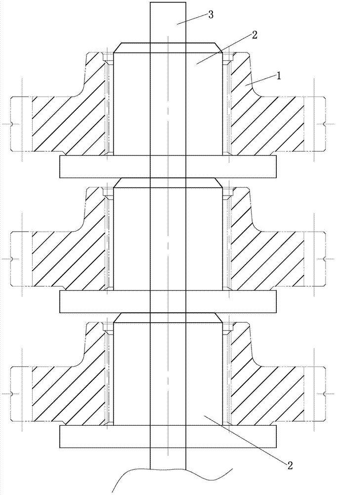 Quenching method for preventing major diameter sizes at two ends of splined hole of internal spline gear from being inconsistent