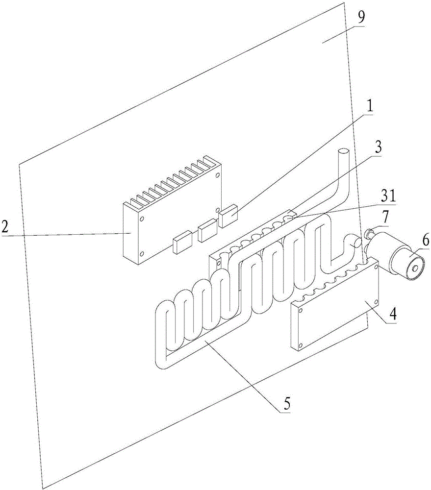 Totally-enclosed case heat radiation device